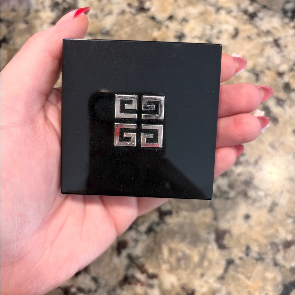Makeup lot- Everything in original box - Picture 4 of 14